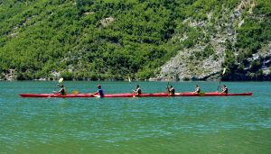 kayak tour in komani lake and shala river