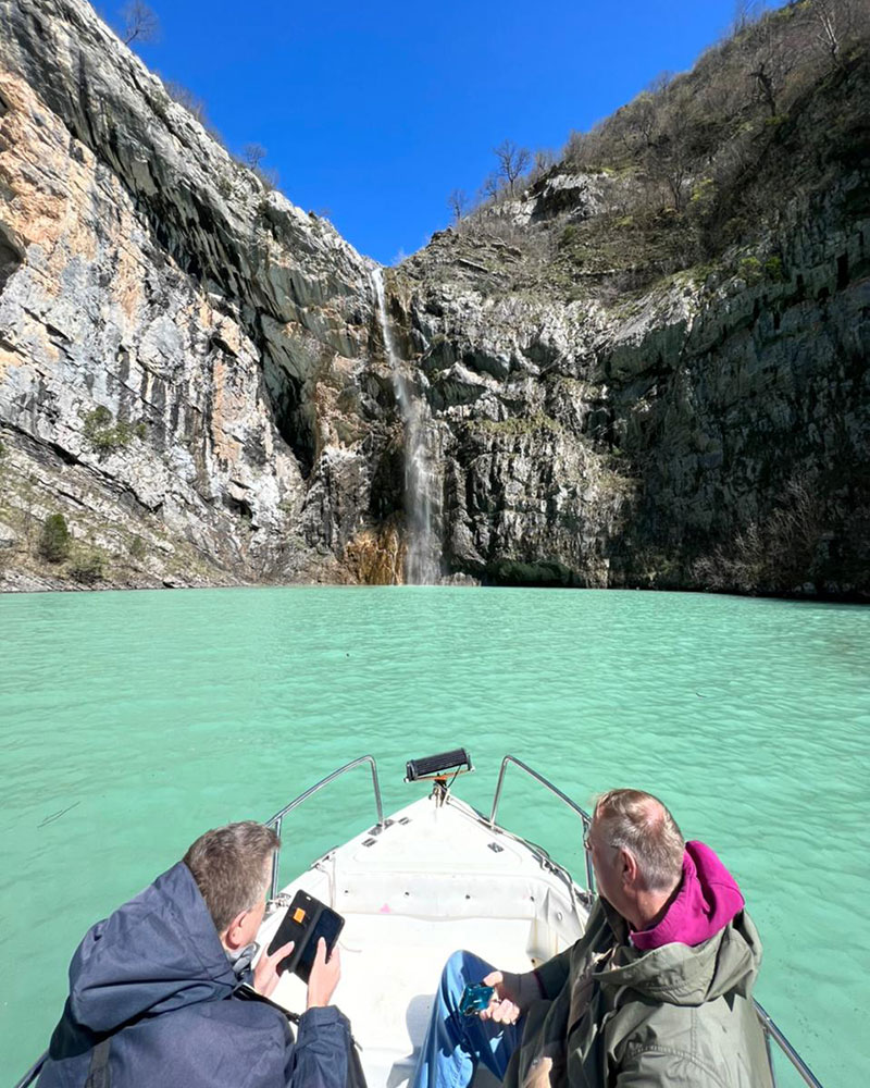 speedboat to komani lake