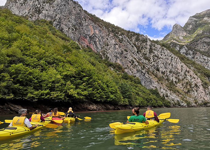 Kayak Tour in Komani Lake